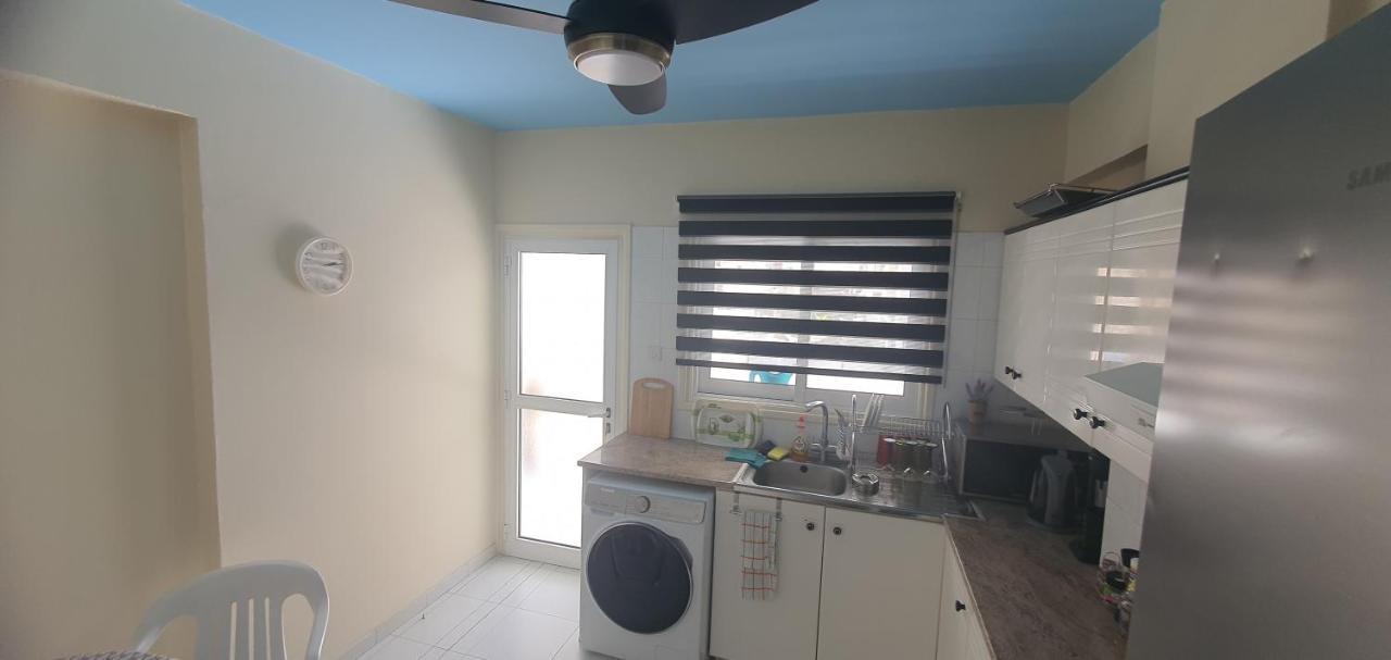 Stefaris "Koutsou Court 105" Apartment Larnaca Exterior foto