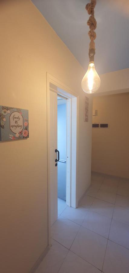 Stefaris "Koutsou Court 105" Apartment Larnaca Exterior foto
