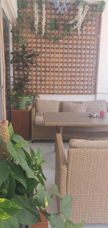 Stefaris "Koutsou Court 105" Apartment Larnaca Exterior foto